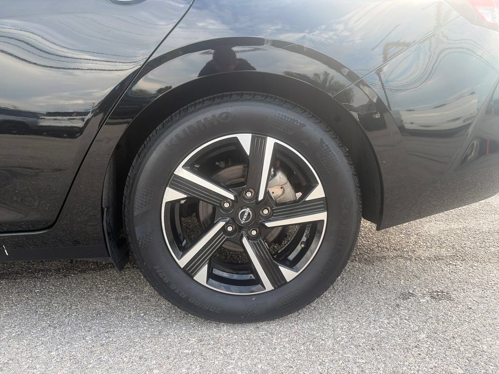 Used 2024 Nissan Sentra SV FWD image 37