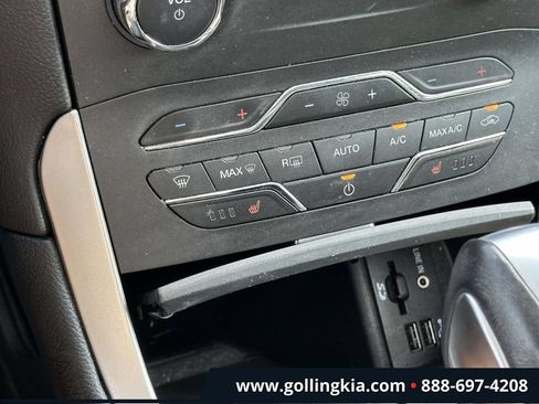 Used 2015 Ford Edge SEL w/ Equipment Group 201A AWD/4WD image 25