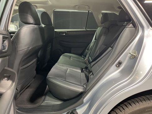 Used 2018 Subaru Outback 2.5i Limited w/ Popular Package #2 AWD/4WD image 33