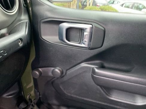 Used 2021 Jeep Wrangler Sport image 26