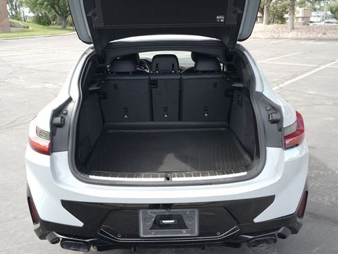 Used 2023 BMW X4 M40i AWD/4WD image 8