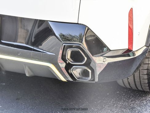 Used 2024 BMW XM w/ M Driver's Package image 88