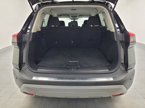 Used 2022 Nissan Rogue SV FWD image 29