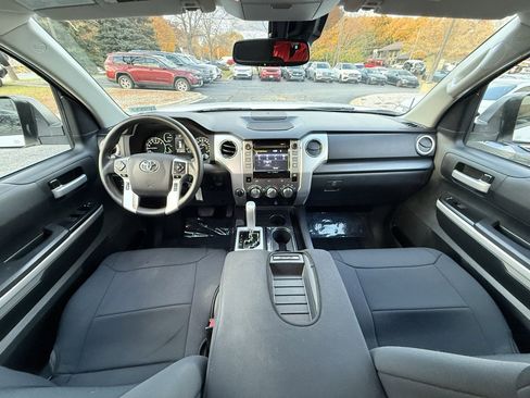 Used 2018 Toyota Tundra SR5 image 24