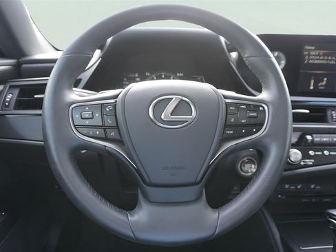 Used 2022 Lexus ES 350 w/ Premium Package FWD image 10