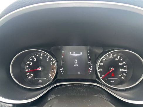 Used 2020 Jeep Compass Latitude image 31