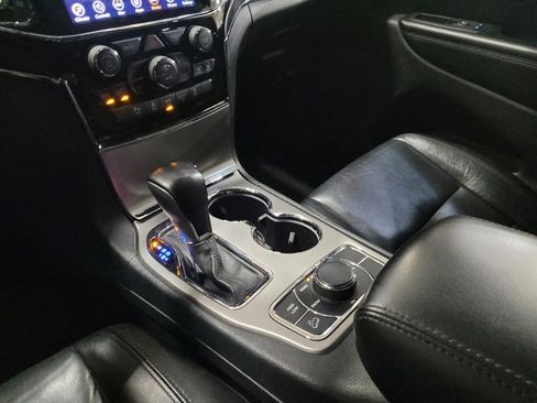 Used 2022 Jeep Grand Cherokee Limited AWD/4WD image 26