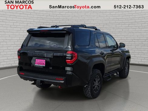 New 2026 Toyota 4Runner SR5 AWD/4WD image 5