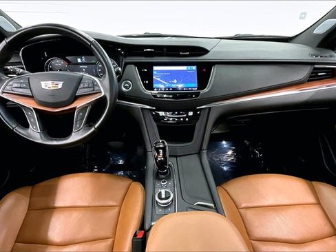 Used 2023 Cadillac XT5 Premium Luxury image 16