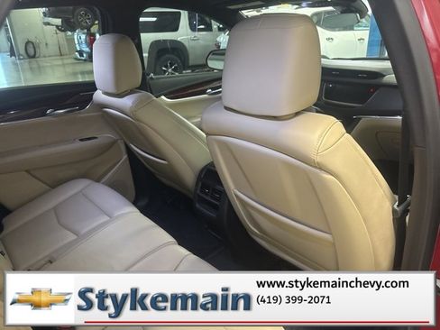 Used 2019 Cadillac XT5 Luxury image 39