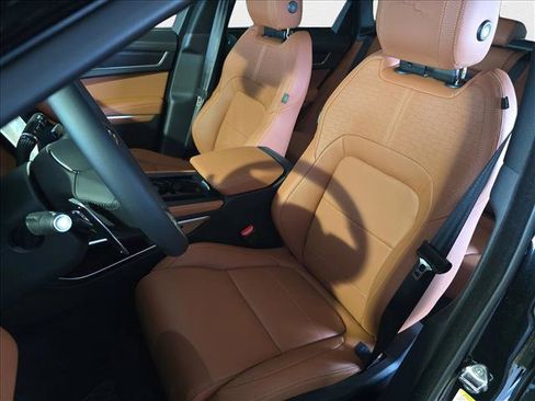 New 2026 Jaguar F-PACE R-Dynamic S image 15