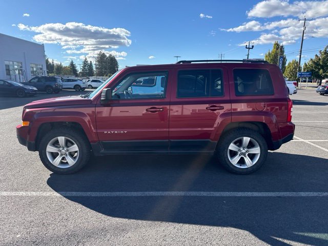 Used 2011 Jeep Patriot Latitude AWD/4WD image 7