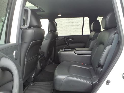 Used 2024 Nissan Armada SL w/ Midnight Edition Package image 13