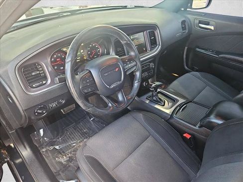 Used 2016 Dodge Charger SXT w/ Blacktop Package RWD image 10