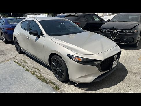 Used 2024 MAZDA MAZDA3 s FWD image 1