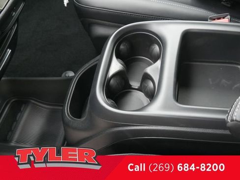New 2026 Chrysler Pacifica Select AWD/4WD image 37