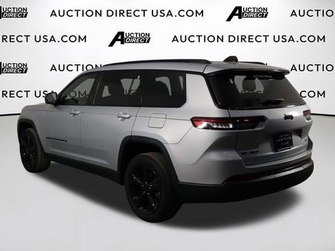 Used 2023 Jeep Grand Cherokee L Laredo AWD/4WD image 50