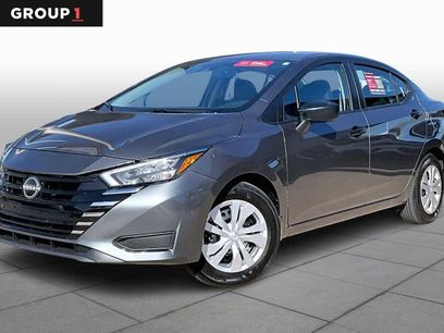 Used 2025 Nissan Versa S w/ Trunk Package