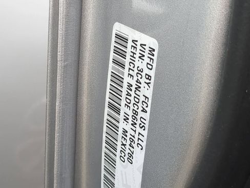Certified 2022 Jeep Compass Limited AWD/4WD image 33