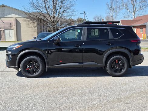 New 2026 Nissan Rogue SV image 5