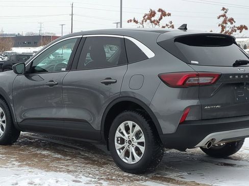 Certified 2023 Ford Escape Active image 3