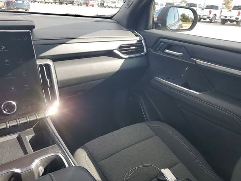 Certified 2025 GMC Acadia Elevation image 11