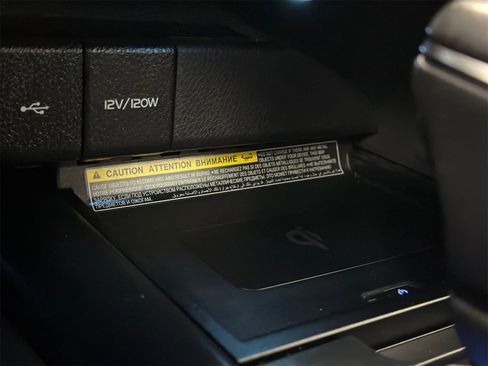 Used 2020 Toyota Camry XSE image 25