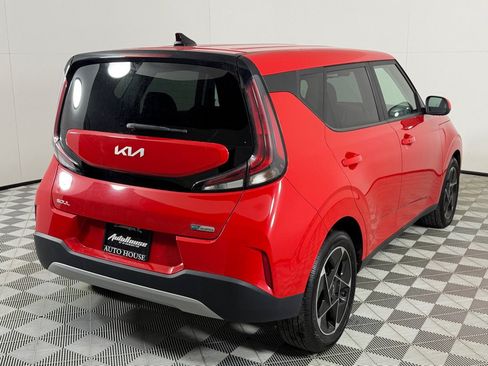 Used 2023 Kia Soul EX FWD image 5