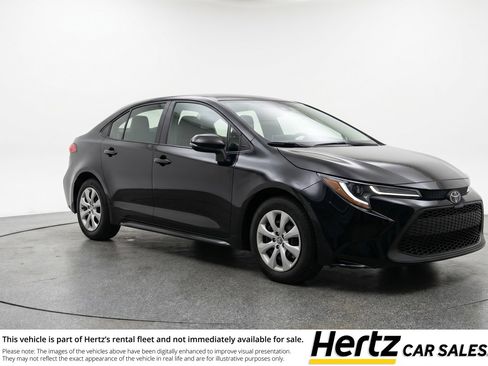 Used 2025 Toyota Corolla LE FWD image 1