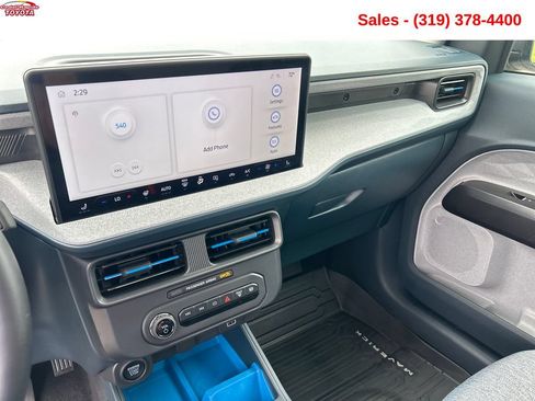 Used 2025 Ford Maverick XLT w/ XLT Luxury Package FWD image 15