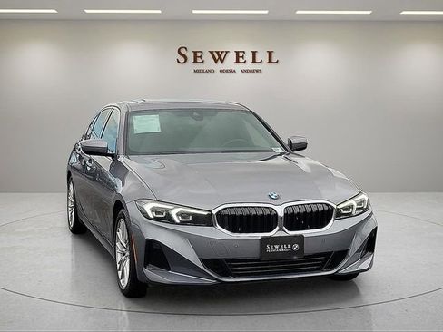 Used 2023 BMW 330i Sedan w/ Parking Assistance Package RWD image 7