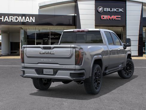 New 2026 GMC Sierra 2500 Denali w/ LPO, Black Badging Package AWD/4WD image 4