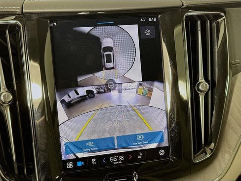 Used 2025 Volvo XC60 T8 Ultra w/ Protection Package Premier image 17