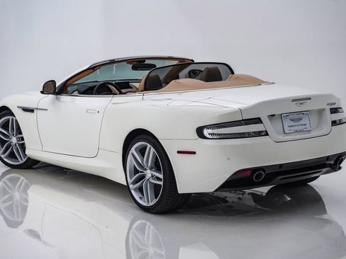 Used 2016 Aston Martin DB9 GT RWD image 12
