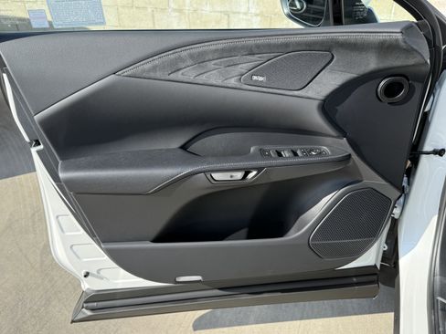 New 2026 Lexus RX 450h RX 450h+ Luxury image 16