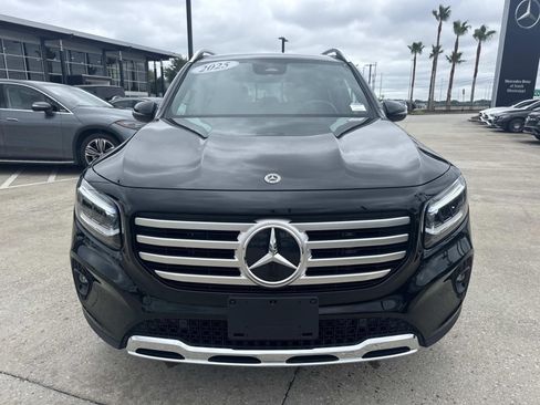 Used 2025 Mercedes-Benz GLB 250 image 2