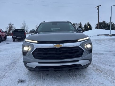 Used 2024 Chevrolet TrailBlazer LT w/ Convenience Package image 8