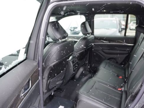 New 2025 Jeep Grand Cherokee Limited w/ Black Appearance Package image 11