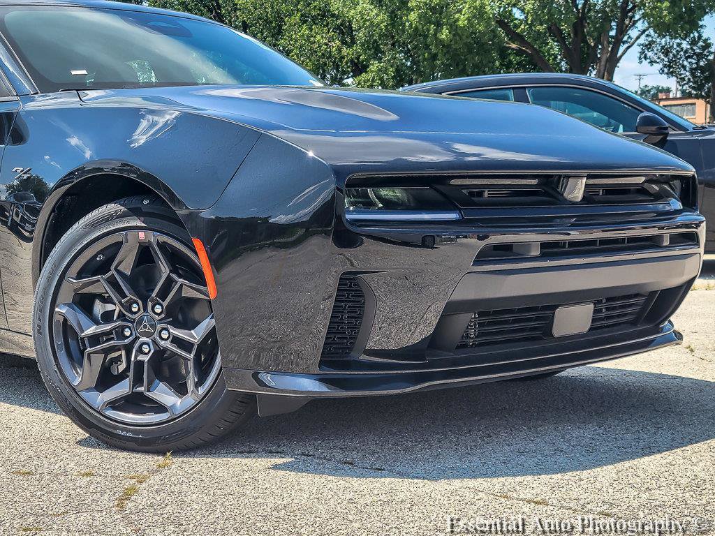 New 2026 Dodge Charger R/T w/ Blacktop Package AWD/4WD image 2