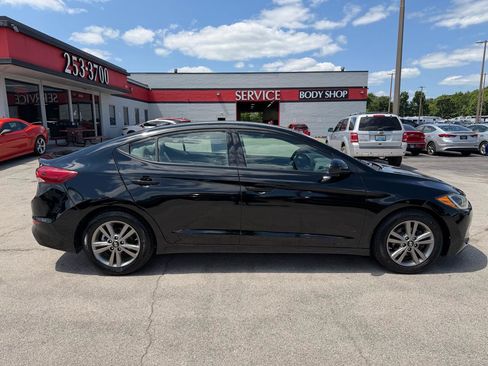 Used 2018 Hyundai Elantra SEL FWD image 2