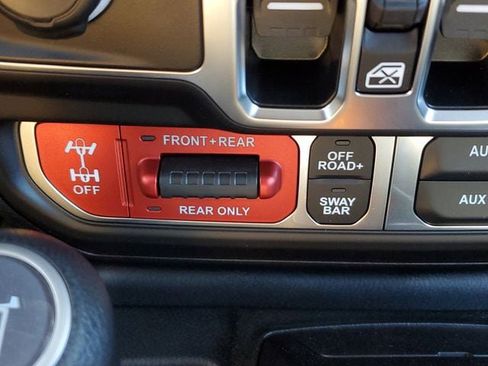 New 2026 Jeep Wrangler Unlimited Rubicon AWD/4WD image 30
