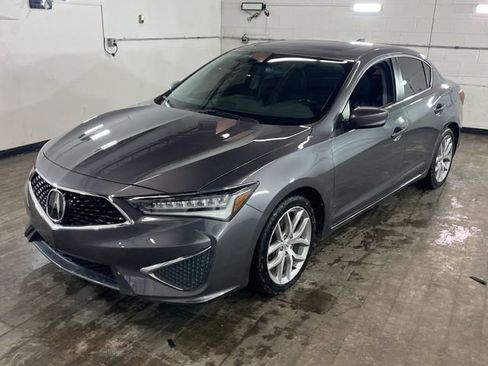 Used 2019 Acura ILX Base image 2