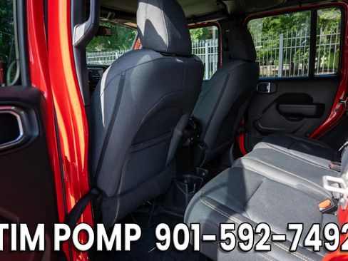 Used 2024 Jeep Wrangler Unlimited Sport AWD/4WD image 12