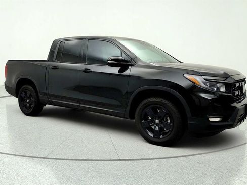 Used 2024 Honda Ridgeline Black Edition image 3