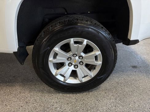 Used 2022 Chevrolet Colorado LT w/ Fleet Safety Package RWD image 30