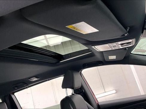 Certified 2024 Honda Odyssey Sport image 13