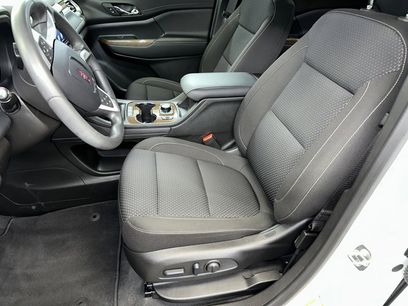 Certified 2023 GMC Acadia SLE w/ Driver Convenience Package