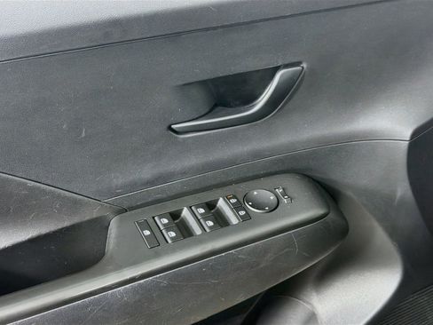 Used 2026 Hyundai Kona SEL Sport FWD image 15