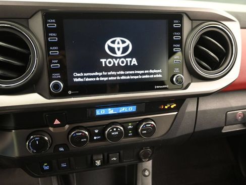 Used 2021 Toyota Tacoma SR5 w/ Technology Package AWD/4WD image 17