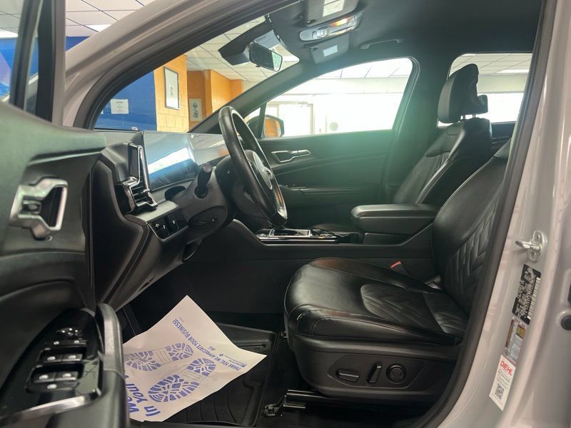 Used 2023 Kia Sportage X-Line AWD/4WD image 16